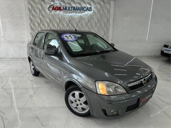 CHEVROLET CORSA 1.4 MPFI PREMIUM SEDAN 8V FLEX 4P MANUAL CHEVROLET CORSA 1.4 MPFI PREMIUM SEDAN 8V FLEX 4P MANUAL